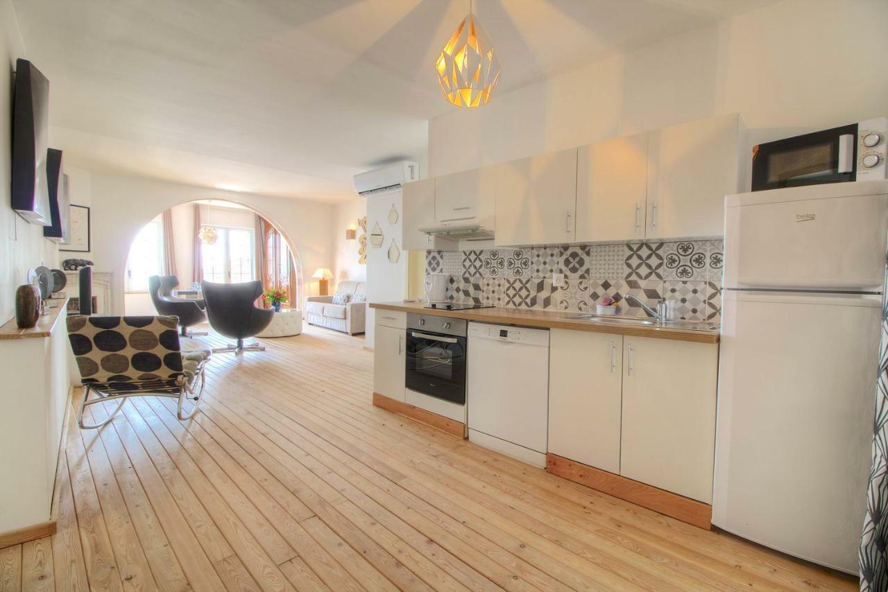 Apartamento Les Remparts Antibes Location Exterior foto